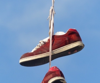 sennik Czerwone buty